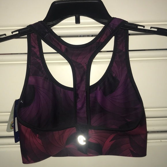 New! Champion Sports Bra - Size Medium - Picture 2 of 5